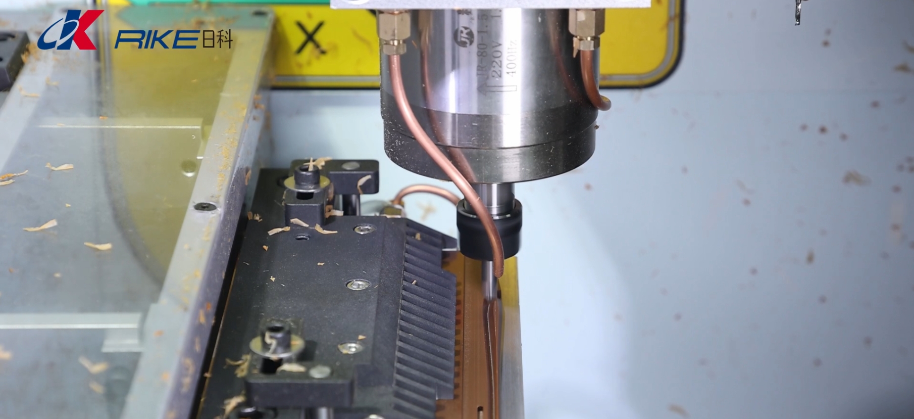 990E-Ⅱ 全自動開脾刨脾機